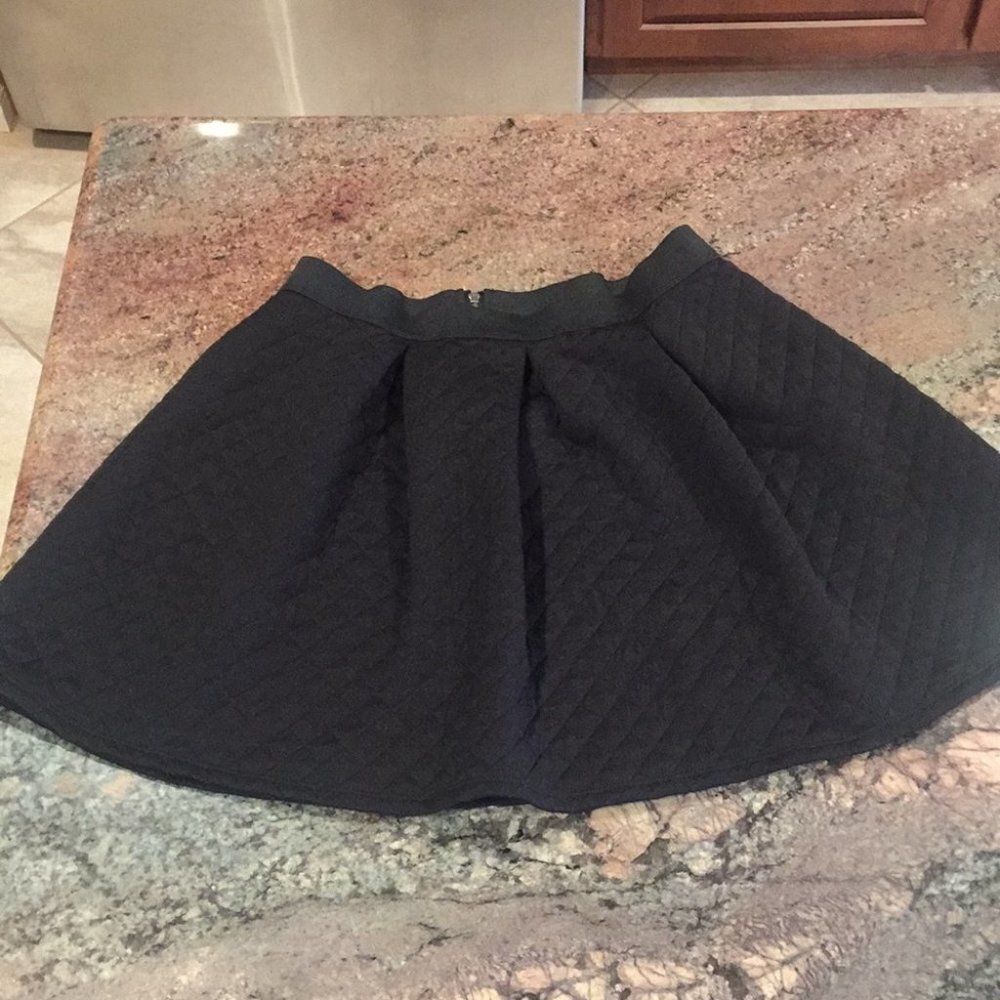 L Xhilaration Skirt BB32 983 - Picture 1 of 5
